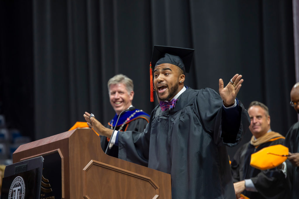 2019 BSBA graduate Xavier Williams speaking to the graduating class of 2019